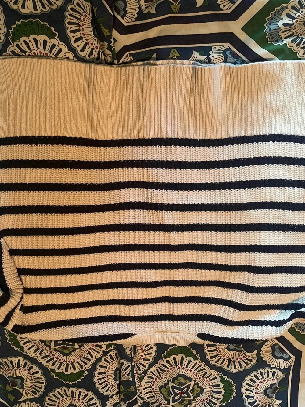 Lot of 4 sweaters